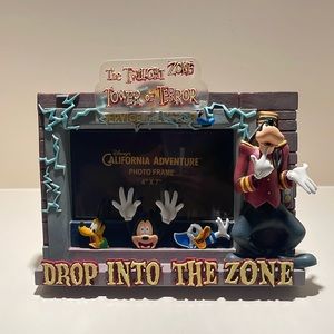 Disney's California Adventure-The Twilight zone Tower of Terror4x7 picture frame
